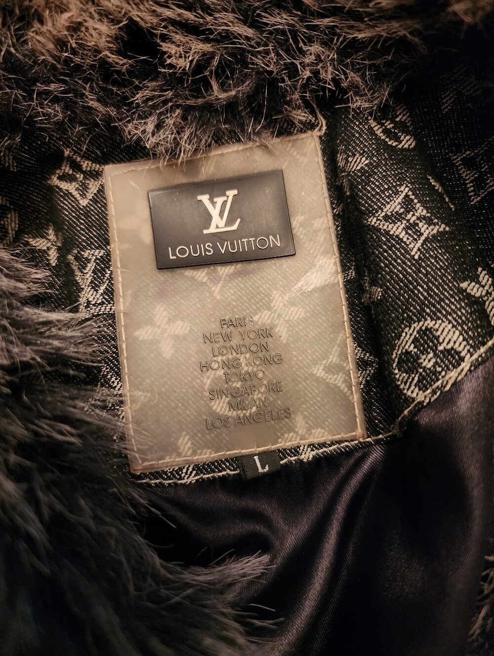 Louis Vuitton Jean Jack With Fur - Picture 3 of 3